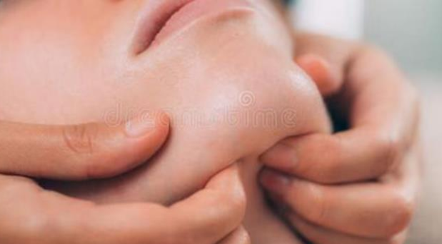 Drainage lymphatique visage